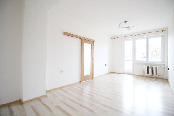 Prenájom bytu 3-izbový 62 m², Plzeňská, Prenájom bytu 3-izbový 62 m², Plzeňská,