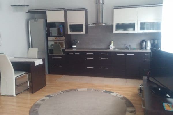 Predaj bytu 2-izbový 58 m², U Jana, Ostrava Predaj bytu 2-izbový 58 m², U Jana, Ostrava