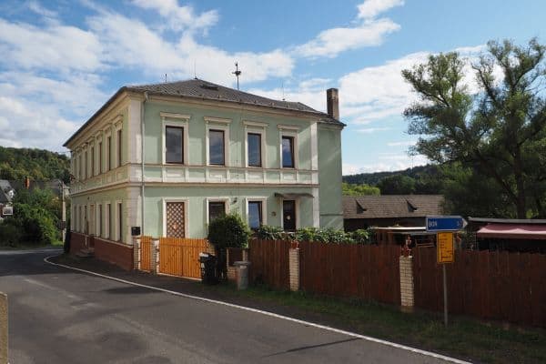 Predaj domu 675 m², pozemek 965 m², Radošov u Kyselky Predaj domu 675 m², pozemek 965 m², Radošov u Kyselky