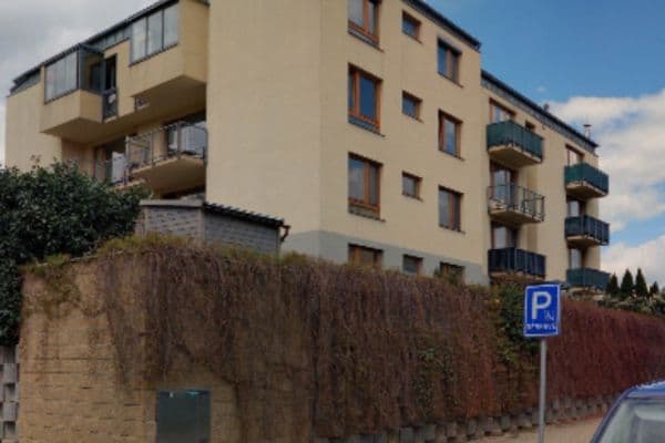 Prenájom bytu 2-izbový 58 m², Lipovská, Praha Prenájom bytu 2-izbový 58 m², Lipovská, Praha