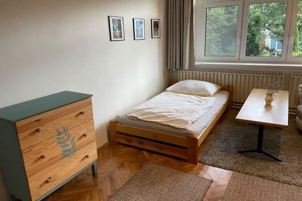 Prenájom bytu 1-izbový 50 m², Labská, Poděbrady Prenájom bytu 1-izbový 50 m², Labská, Poděbrady