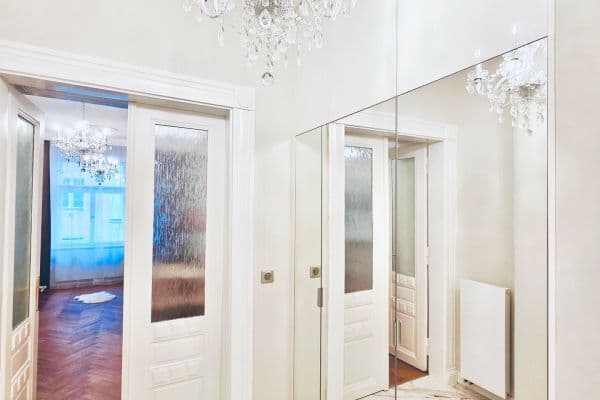 Predaj bytu 2-izbový 48 m², Orelská, Hlavní město Praha Predaj bytu 2-izbový 48 m², Orelská, Hlavní město Praha