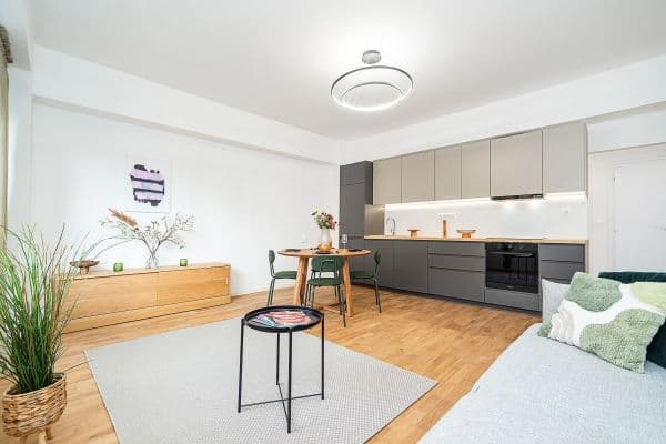 Predaj bytu 3-izbový 82 m², Osadní, Hlavní město Praha Predaj bytu 3-izbový 82 m², Osadní, Hlavní město Praha