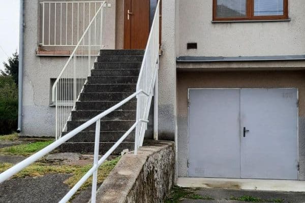 Prenájom bytu 4-izbový 126 m², Jihlávka Prenájom bytu 4-izbový 126 m², Jihlávka