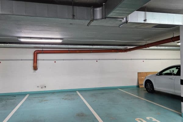 Prenájom garáže 13 m², Štěpařská, Praha Prenájom garáže 13 m², Štěpařská, Praha