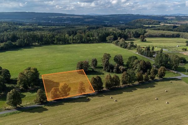 Predaj pozemku 3.850 m², Pertoltice, Liberecký kraj Predaj pozemku 3.850 m², Pertoltice, Liberecký kraj