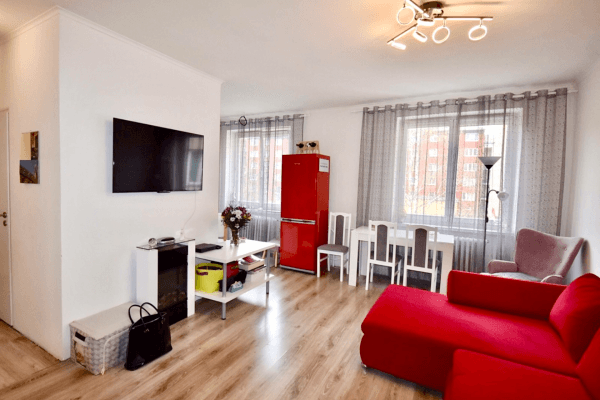 Predaj bytu 2-izbový 47 m², Šmeralova, Karlovy Vary, Karlovarský kraj Predaj bytu 2-izbový 47 m², Šmeralova, Karlovy Vary, Karlovarský kraj