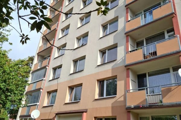 Prenájom bytu 1-izbový 36 m², Stará, Ústí nad Labem Prenájom bytu 1-izbový 36 m², Stará, Ústí nad Labem