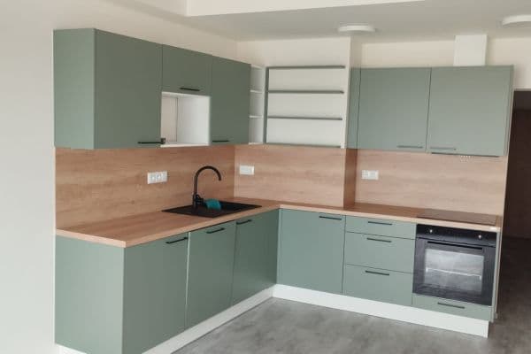 Prenájom bytu 3-izbový 60 m², Táborská, Brno Prenájom bytu 3-izbový 60 m², Táborská, Brno