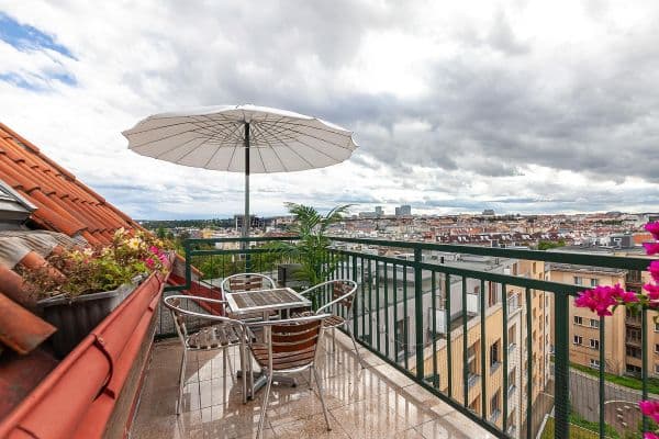 Predaj bytu 4-izbový 138 m², Vršovické náměstí, Praha Predaj bytu 4-izbový 138 m², Vršovické náměstí, Praha