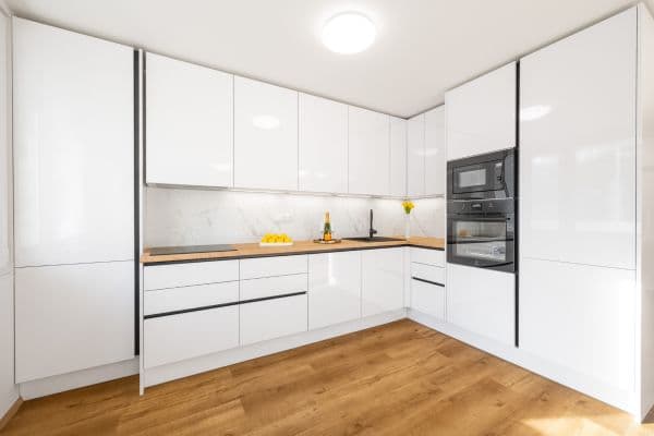 Predaj bytu 3-izbový 69 m², Molákova, Hlavní město Praha Predaj bytu 3-izbový 69 m², Molákova, Hlavní město Praha