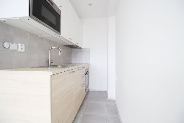 Prenájom bytu 3-izbový 43 m², K Červenému vrchu, Prenájom bytu 3-izbový 43 m², K Červenému vrchu,