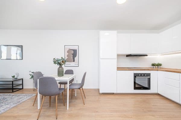 Predaj bytu 3-izbový 72 m², Rilská, Hlavní město Praha Predaj bytu 3-izbový 72 m², Rilská, Hlavní město Praha