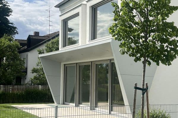 Predaj domu 218 m², pozemek 500 m², München, Bavorsko Predaj domu 218 m², pozemek 500 m², München, Bavorsko