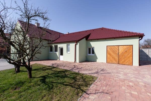 Predaj domu 166 m², pozemek 692 m², Pohraniční, Hrabětice Predaj domu 166 m², pozemek 692 m², Pohraniční, Hrabětice