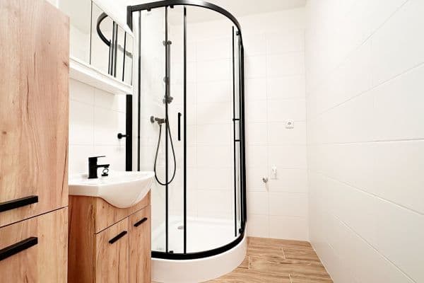 Prenájom bytu 2-izbový 56 m², Budovatelů, Příbram, Středočeský kraj Prenájom bytu 2-izbový 56 m², Budovatelů, Příbram, Středočeský kraj