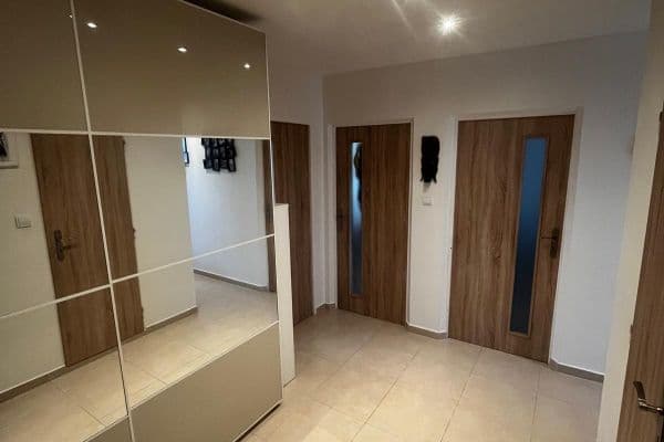 Predaj bytu 3-izbový 72 m², Břeclavská, Plzeň Predaj bytu 3-izbový 72 m², Břeclavská, Plzeň