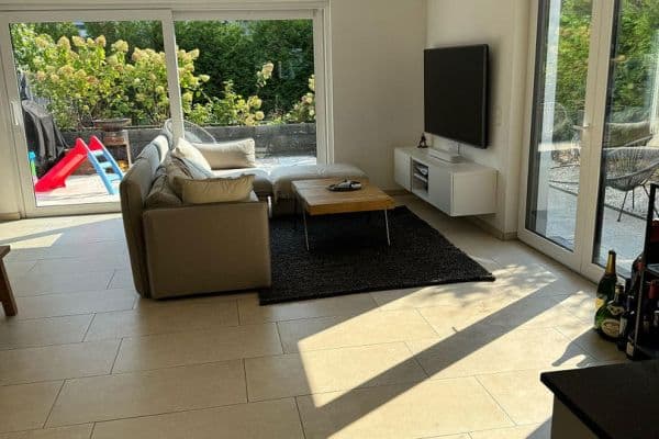 Predaj domu 175 m², pozemek 271 m², Köln, Severné Porýnie - Westfálsko Predaj domu 175 m², pozemek 271 m², Köln, Severné Porýnie - Westfálsko