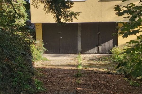 Predaj garáže 18 m², U Mrázovky, Hlavní město Praha Predaj garáže 18 m², U Mrázovky, Hlavní město Praha