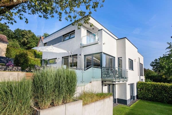 Predaj domu 182 m², pozemek 912 m², Kelkheim Predaj domu 182 m², pozemek 912 m², Kelkheim