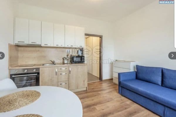 Prenájom bytu Garsoniéra 21 m², Suchdolské náměstí, Praha Prenájom bytu Garsoniéra 21 m², Suchdolské náměstí, Praha