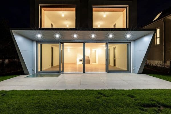 Predaj domu 218 m², pozemek 500 m², München, Bavorsko Predaj domu 218 m², pozemek 500 m², München, Bavorsko