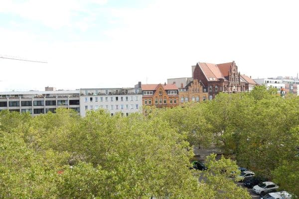 Prenájom bytu 3-izbový 84 m², Am Klagesmarkt, Hannover Prenájom bytu 3-izbový 84 m², Am Klagesmarkt, Hannover