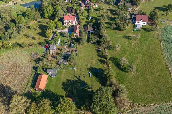 Predaj pozemku 1.800 m², Predaj pozemku 1.800 m²,