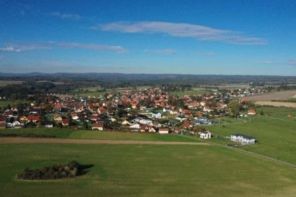 Predaj pozemku 835 m², Malá Hraštice Predaj pozemku 835 m², Malá Hraštice