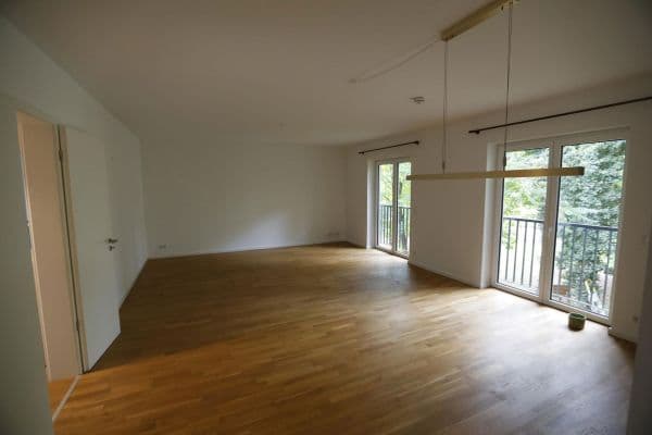 Prenájom bytu 3-izbový 96 m², Thomas Mann Str. 21, Nuthetal Prenájom bytu 3-izbový 96 m², Thomas Mann Str. 21, Nuthetal