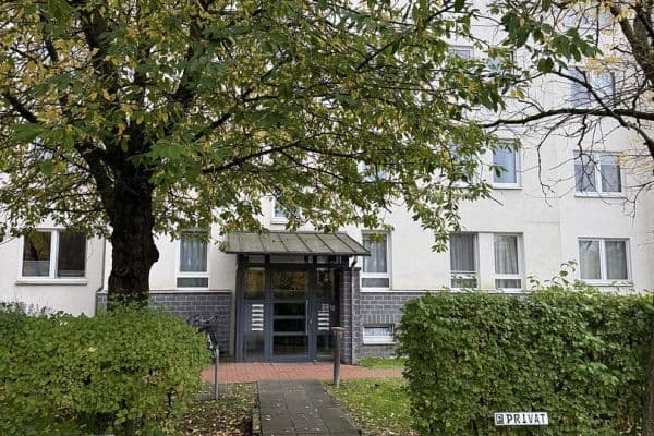 Prenájom bytu 3-izbový 74 m², Helene-Künne-Allee 12, Braunschweig Prenájom bytu 3-izbový 74 m², Helene-Künne-Allee 12, Braunschweig