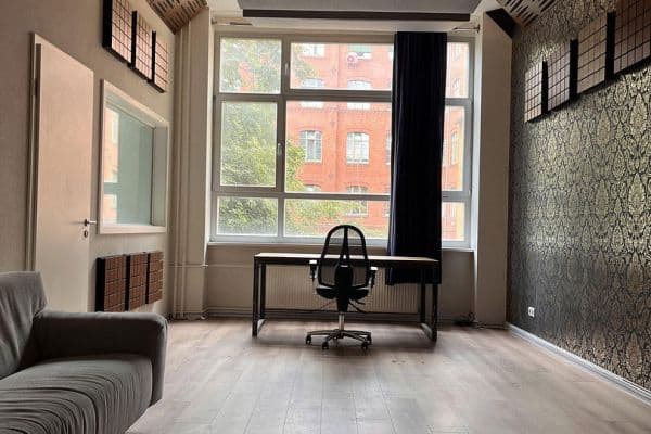 Prenájom kancelárie 43 m², Forsterstrasse 5, Berlin, Berlín Prenájom kancelárie 43 m², Forsterstrasse 5, Berlin, Berlín