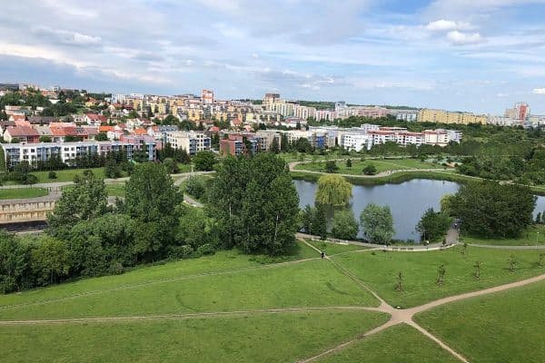 Predaj bytu 3-izbový 81 m², U Jezera, Praha Predaj bytu 3-izbový 81 m², U Jezera, Praha