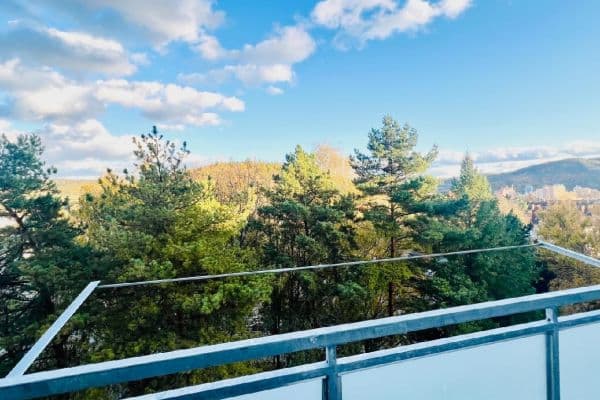 Prenájom bytu 3-izbový 62 m², Na Královkách, Kuřim Prenájom bytu 3-izbový 62 m², Na Královkách, Kuřim