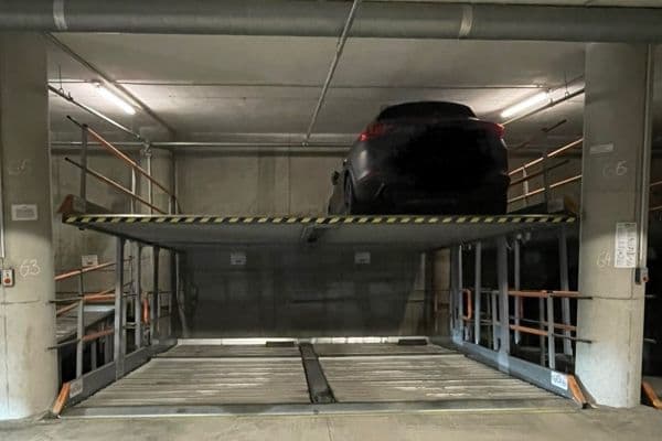 Prenájom garáže 13 m², Křenová, Brno, Jihomoravský kraj Prenájom garáže 13 m², Křenová, Brno, Jihomoravský kraj