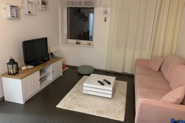 Prenájom bytu 2-izbový 32 m², I. Olbrachta, České Budějovice Prenájom bytu 2-izbový 32 m², I. Olbrachta, České Budějovice