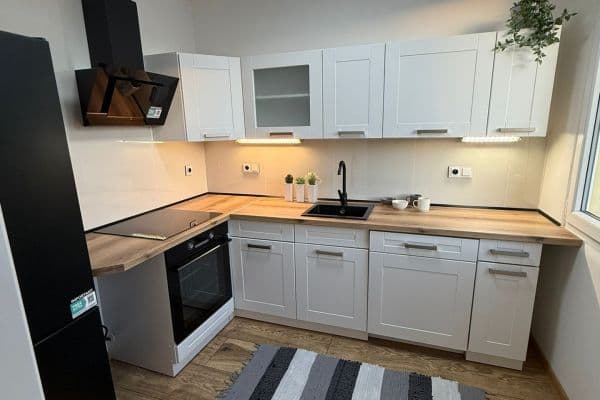 Predaj bytu 1-izbový 37 m², Na Vavřinci, Slaný Predaj bytu 1-izbový 37 m², Na Vavřinci, Slaný