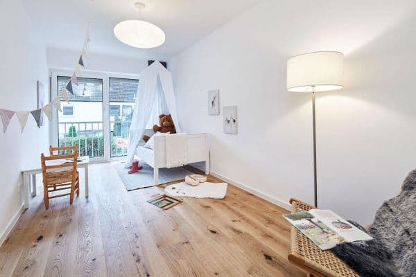 Predaj domu 130 m², pozemek 208 m², Erlangen Predaj domu 130 m², pozemek 208 m², Erlangen