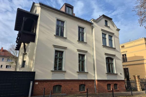 Predaj domu 500 m², pozemek 606 m², Potsdam Predaj domu 500 m², pozemek 606 m², Potsdam