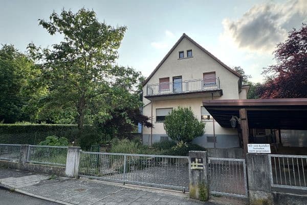 Predaj domu 195 m², pozemek 866 m², Kelkheim Predaj domu 195 m², pozemek 866 m², Kelkheim