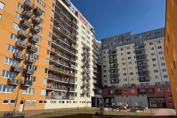 Predaj bytu 1-izbový 39 m², Hnězdenská, Praha Predaj bytu 1-izbový 39 m², Hnězdenská, Praha