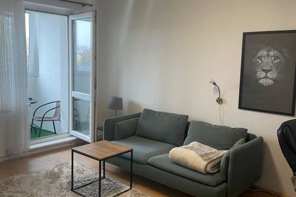 Prenájom bytu 2-izbový 63 m², Úvalská, Karlovy Vary Prenájom bytu 2-izbový 63 m², Úvalská, Karlovy Vary