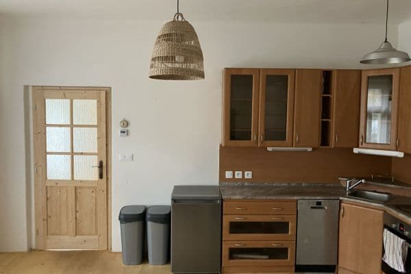 Prenájom bytu 3-izbový 70 m², V Zídkách, Vrané nad Vltavou Prenájom bytu 3-izbový 70 m², V Zídkách, Vrané nad Vltavou