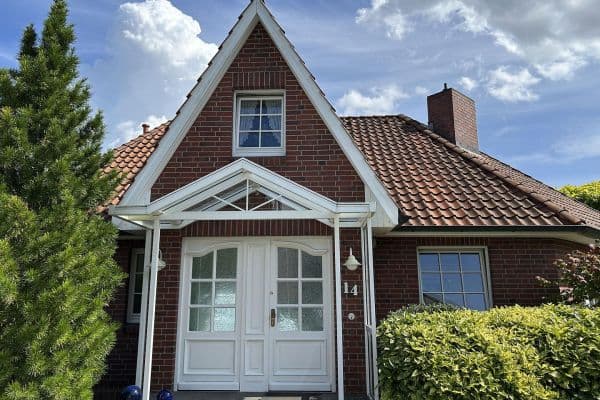 Predaj domu 201 m², pozemek 2.790 m², Neu Wulmstorf Predaj domu 201 m², pozemek 2.790 m², Neu Wulmstorf