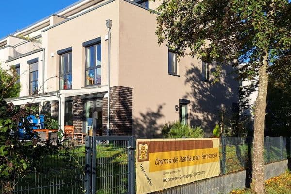 Predaj domu 181 m², pozemek 300 m², Bremen, Brémy Predaj domu 181 m², pozemek 300 m², Bremen, Brémy