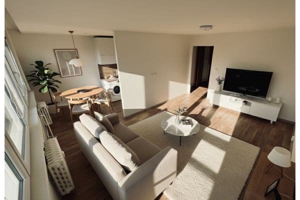 Predaj bytu 4-izbový 104 m², Smikova, Praha Predaj bytu 4-izbový 104 m², Smikova, Praha