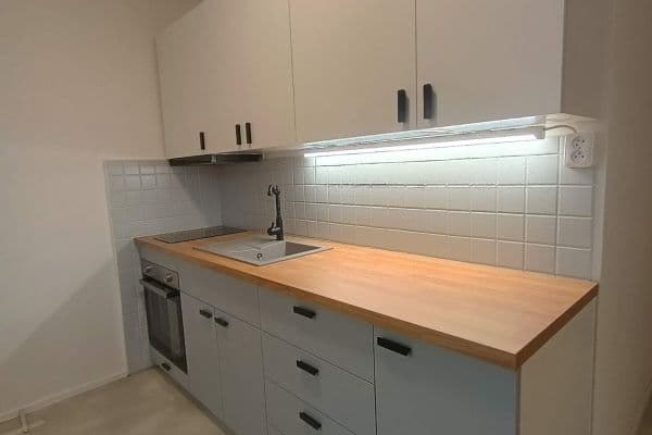 Prenájom bytu 2-izbový 54 m², Marie Majerové, Ledeč nad Sázavou Prenájom bytu 2-izbový 54 m², Marie Majerové, Ledeč nad Sázavou
