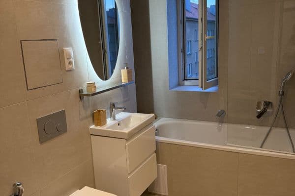 Prenájom bytu 3-izbový 66 m², Benešova, Kolín, Středočeský kraj Prenájom bytu 3-izbový 66 m², Benešova, Kolín, Středočeský kraj