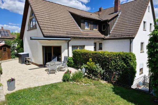 Predaj domu 268 m², pozemek 765 m², Hausen Predaj domu 268 m², pozemek 765 m², Hausen