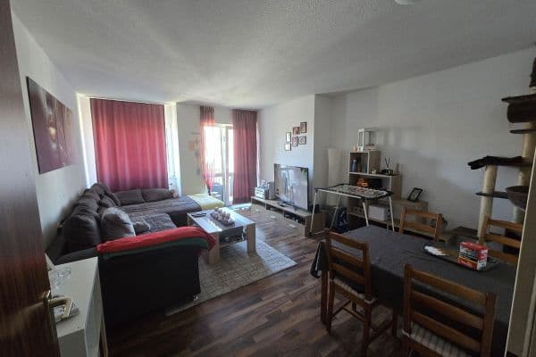 Prenájom bytu 3-izbový 82 m², Wuppertal, Severné Porýnie - Westfálsko Prenájom bytu 3-izbový 82 m², Wuppertal, Severné Porýnie - Westfálsko